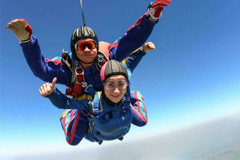 Skydiving and Parachuting